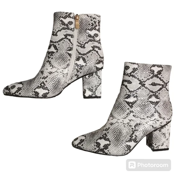 WETKISS Women's Snakeskin Ankle Boots Size 7.5 - Picture 8 of 15